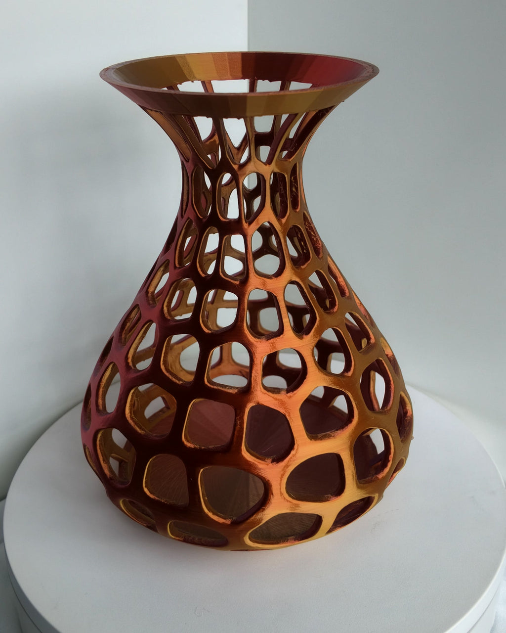 Korallenvase Organica – Gold-Kupfer